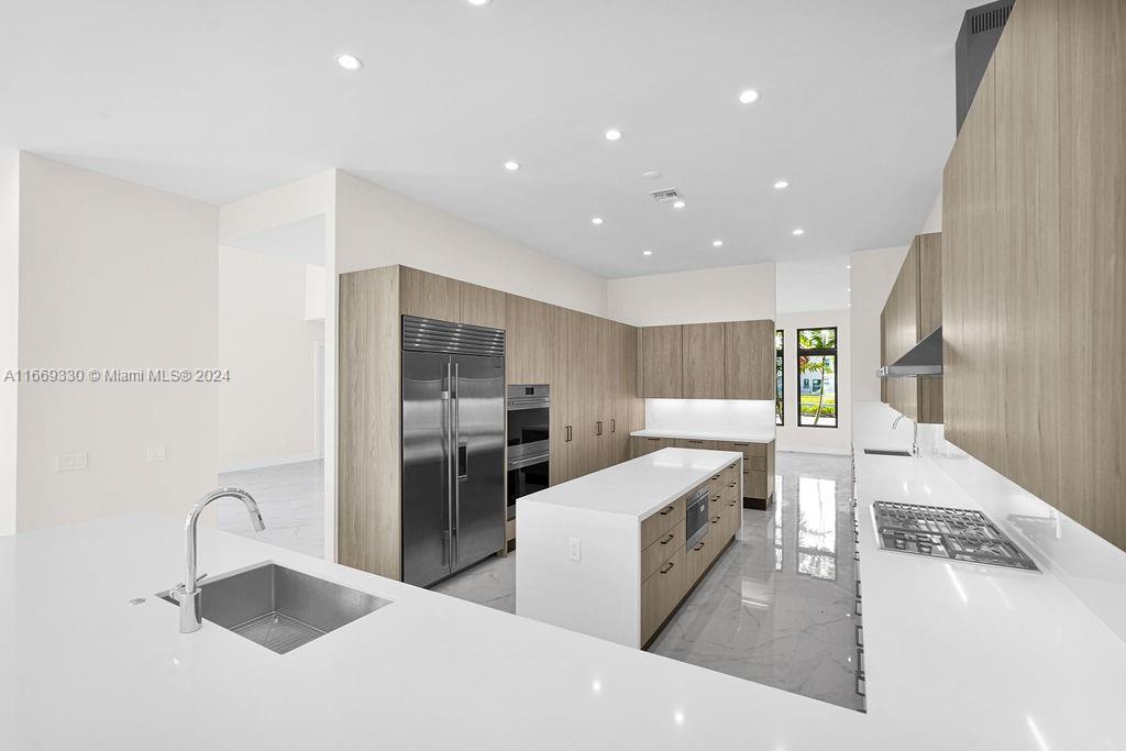 PRESERVE AT EMERALD HILLS - Residential