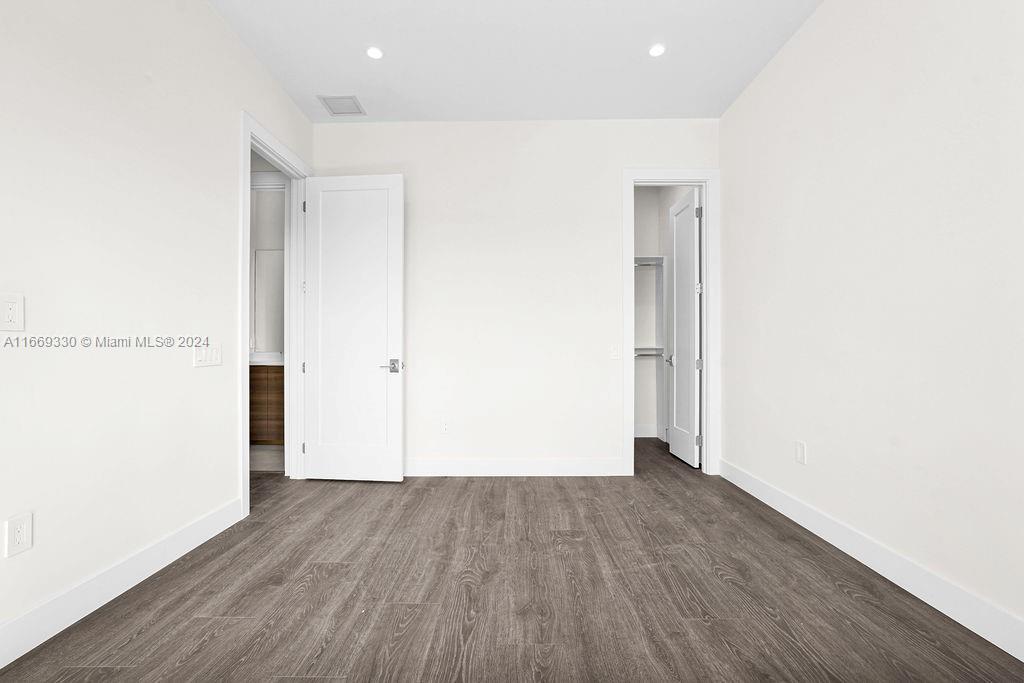 PRESERVE AT EMERALD HILLS - Residential