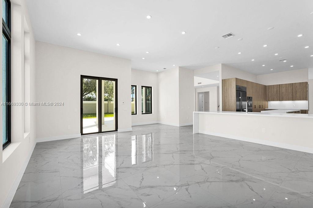 PRESERVE AT EMERALD HILLS - Residential