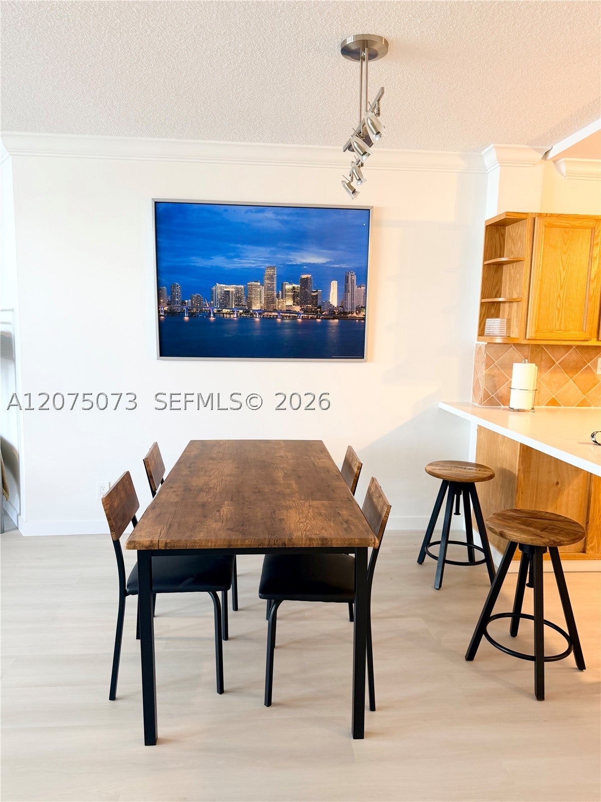 3725 S Ocean Dr 521