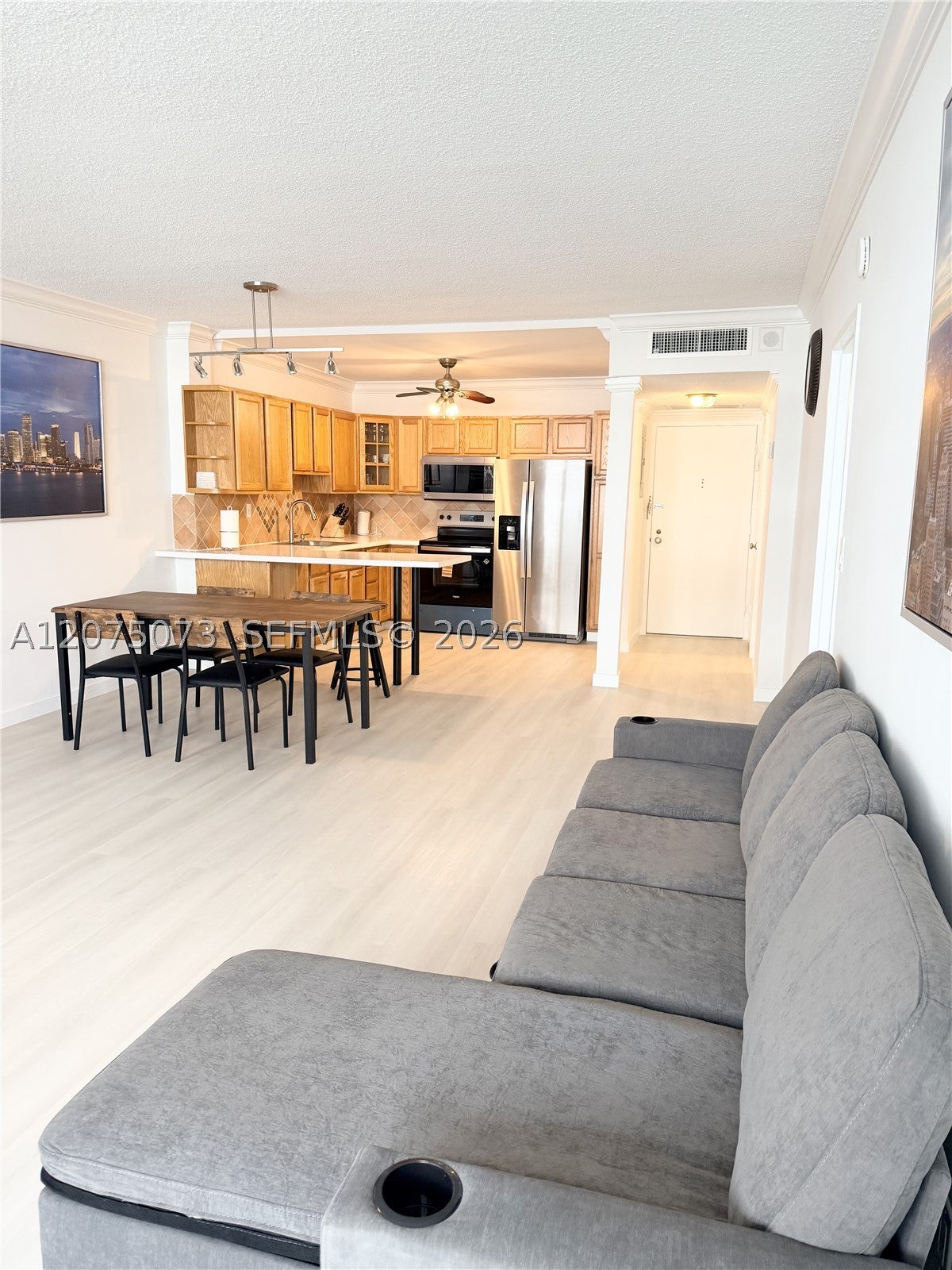 3725 S Ocean Dr 521
