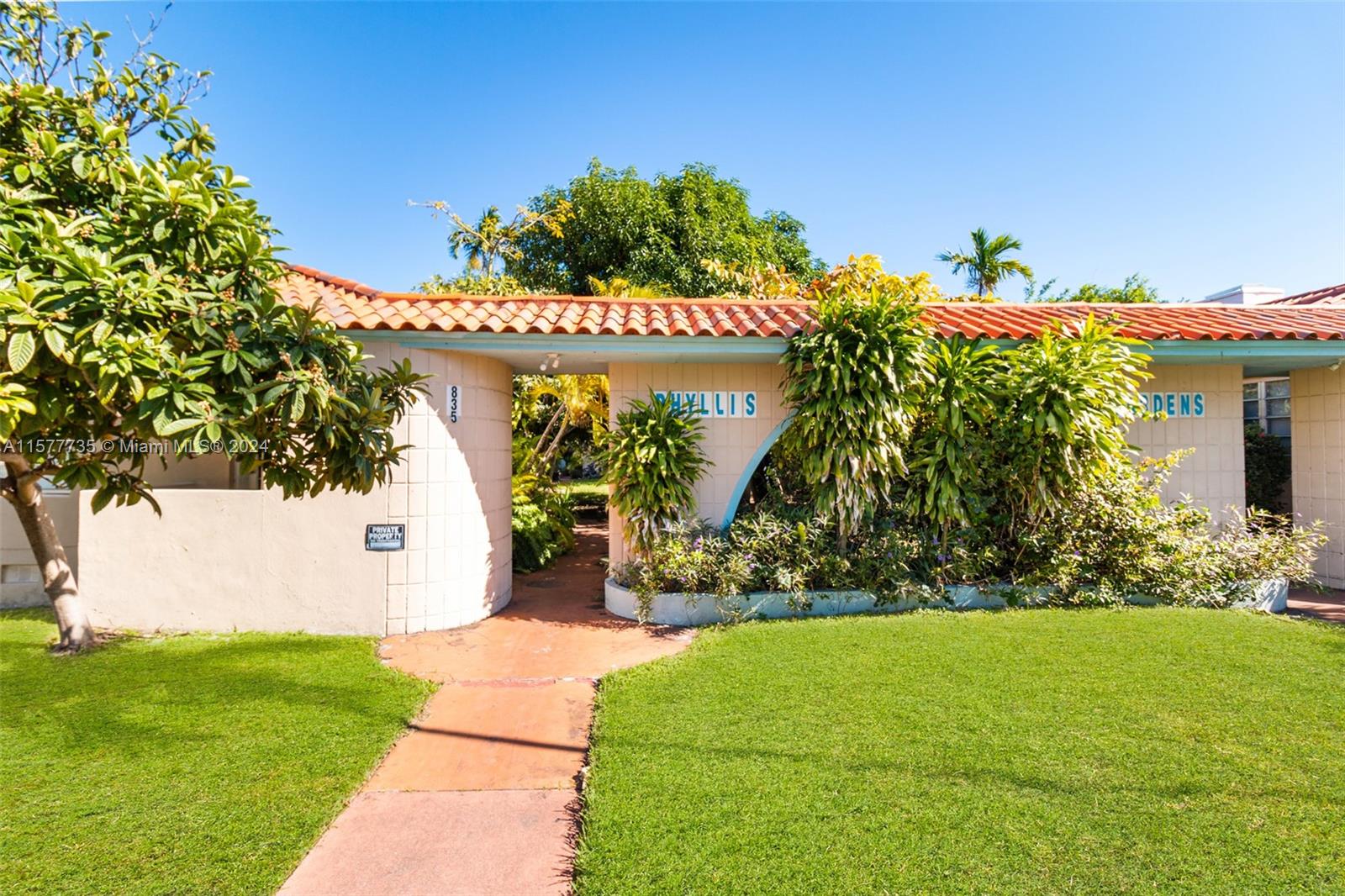 LENOX MANOR - Residential Lease