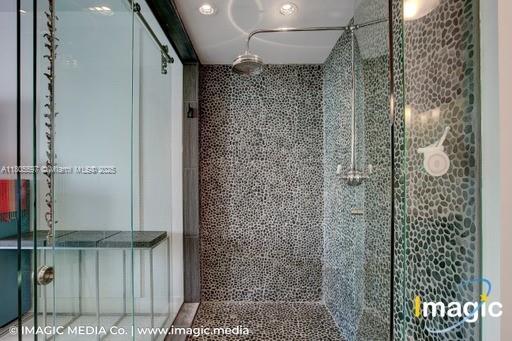 IOS ON THE BAY CONDO - Residential Lease