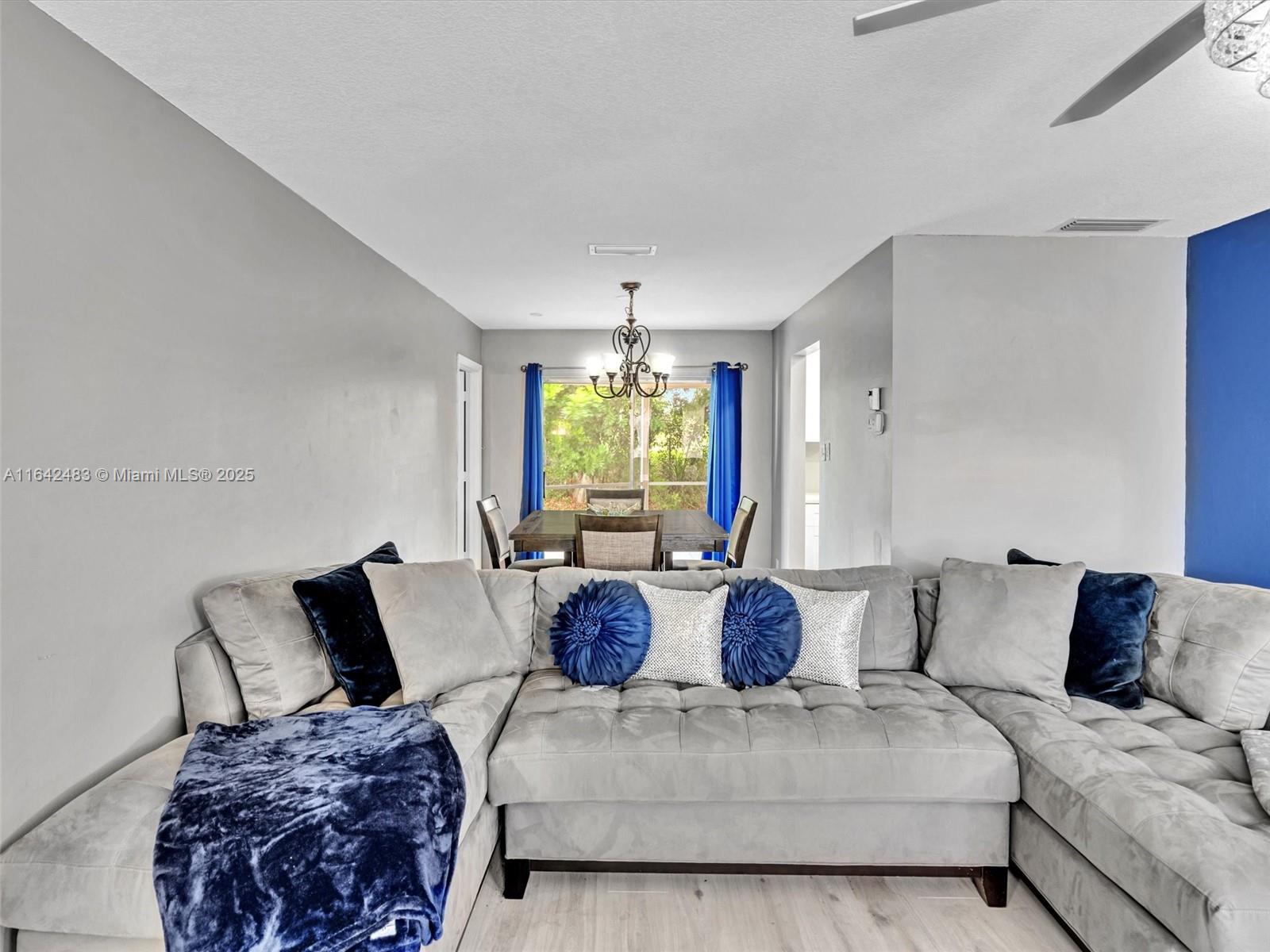 CRYSTAL LAKE 4TH SEC - Residential