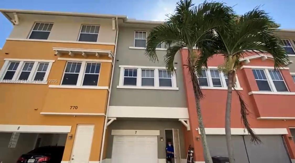 770 Millbrae Ct 7