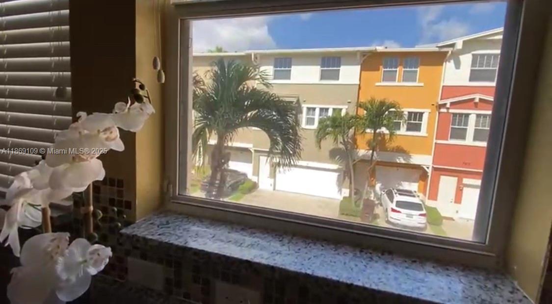 CITYSIDE CONDO - Residential Lease