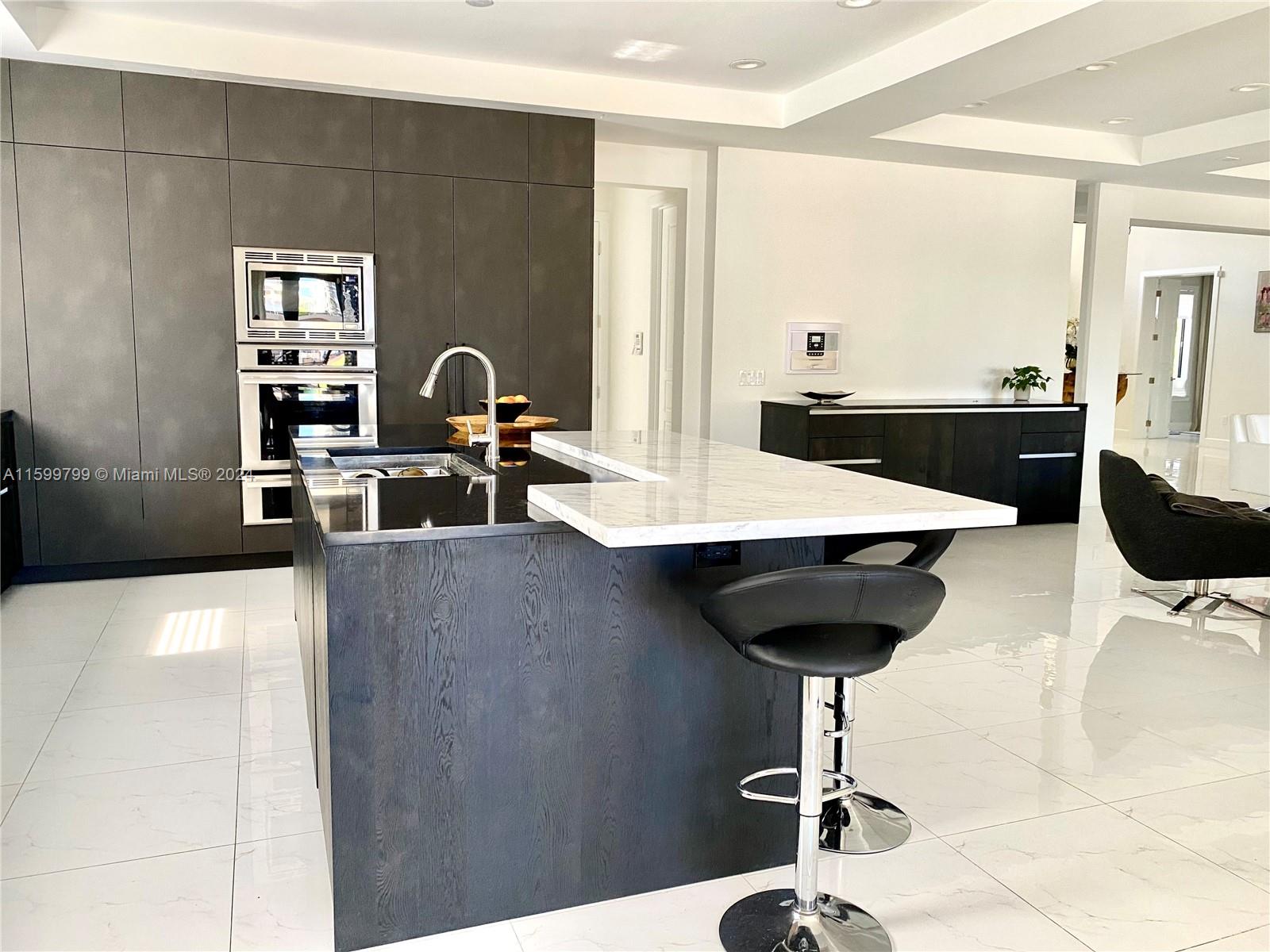 GOLDEN ISLES SEC A REV PL - Residential Lease