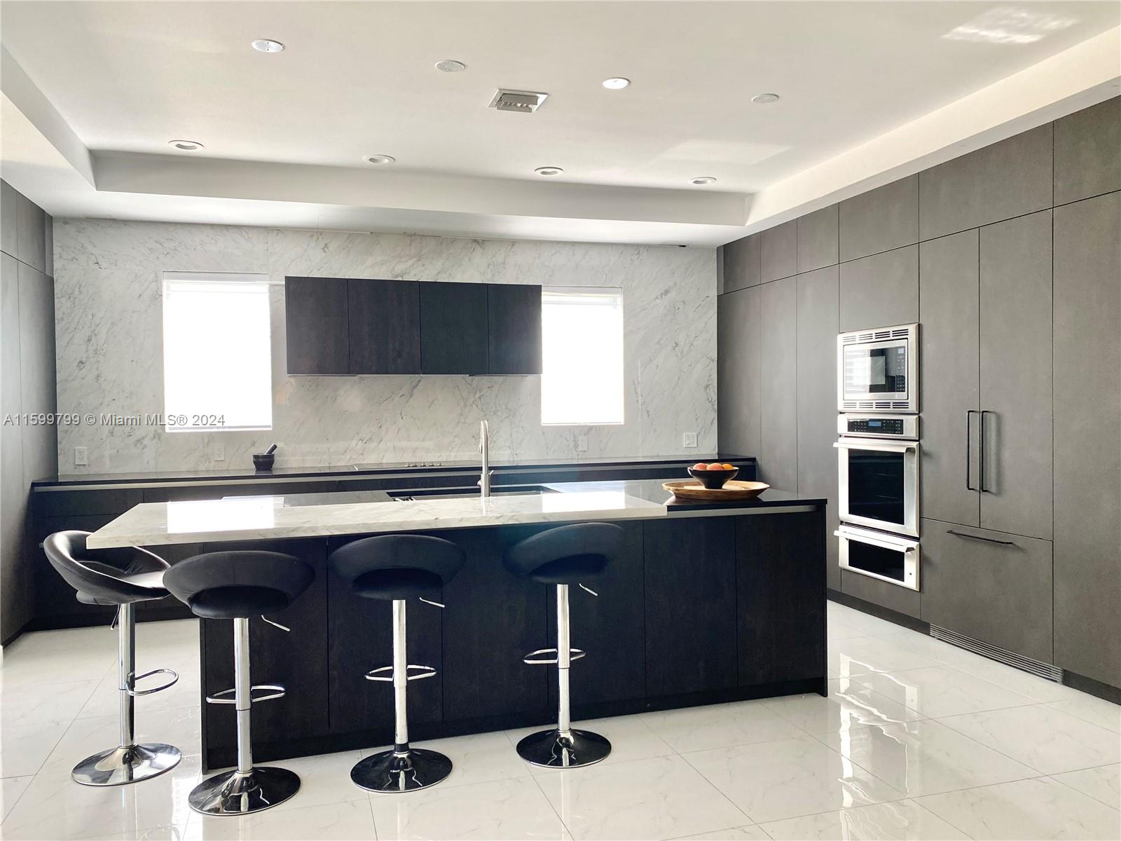 GOLDEN ISLES SEC A REV PL - Residential Lease