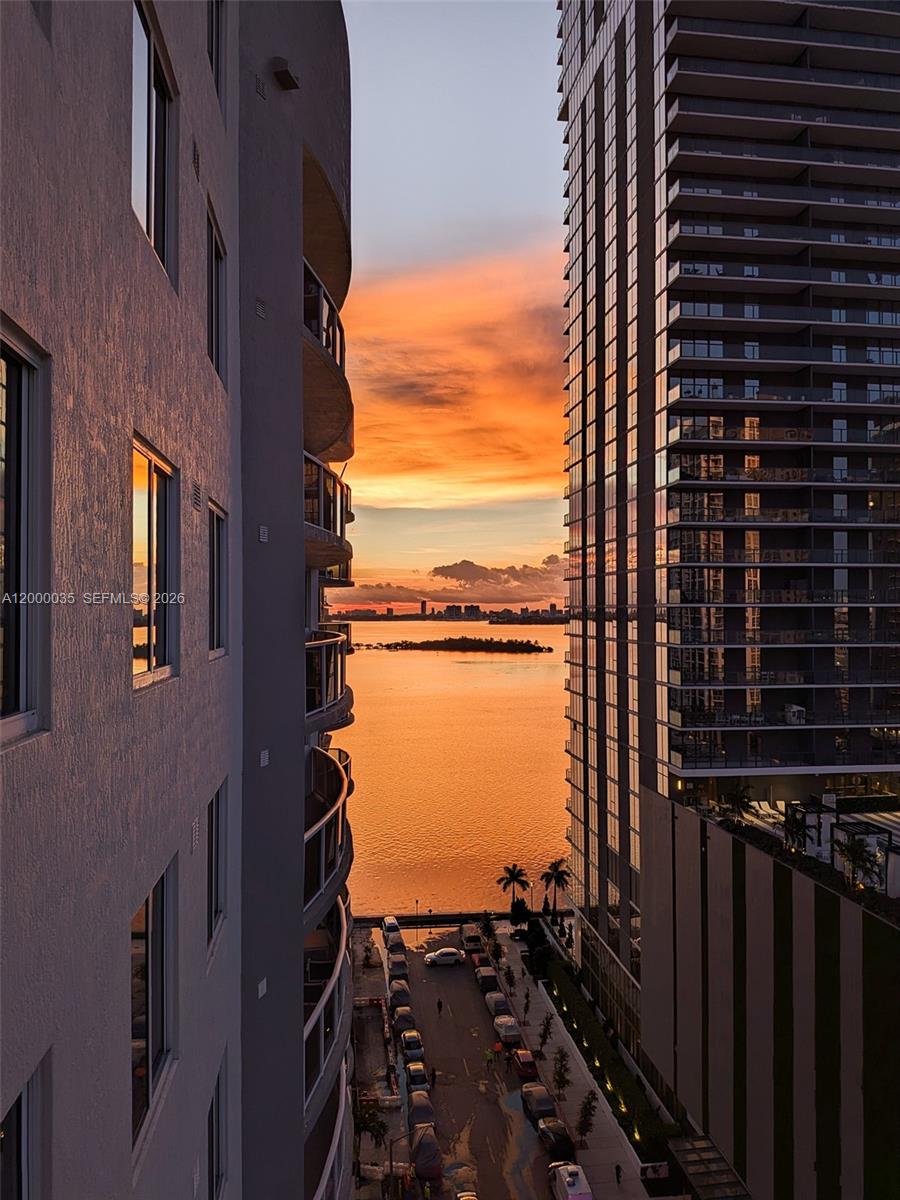 23 BISCAYNE BAY CONDO - Residential