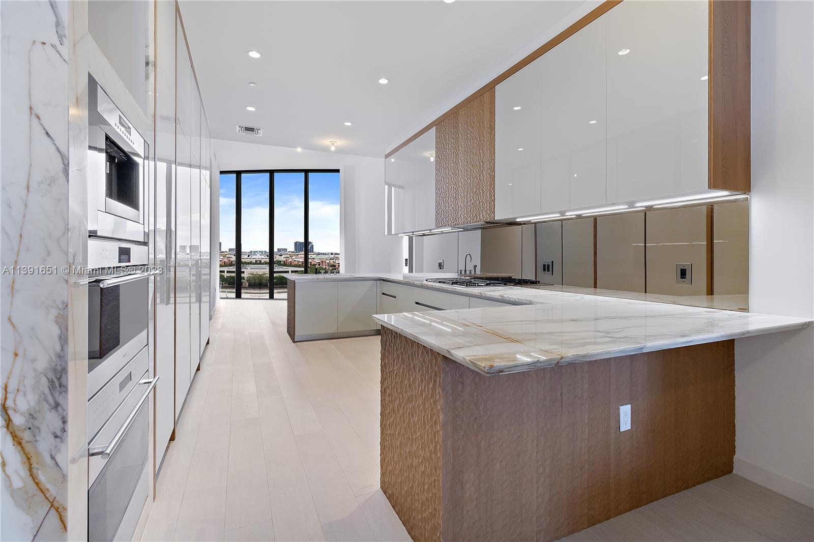 ONE PARK GROVE - Residential