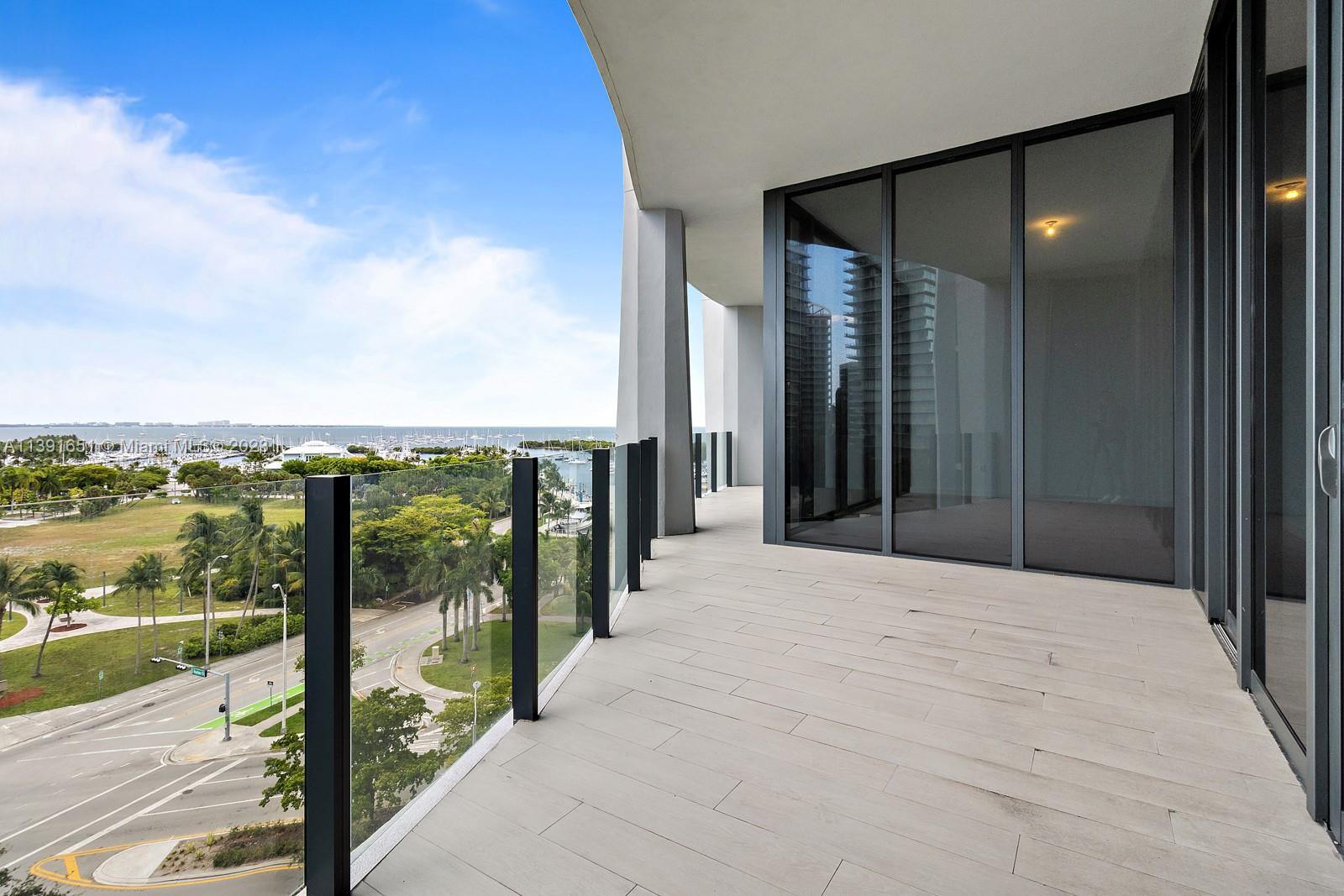 ONE PARK GROVE - Residential