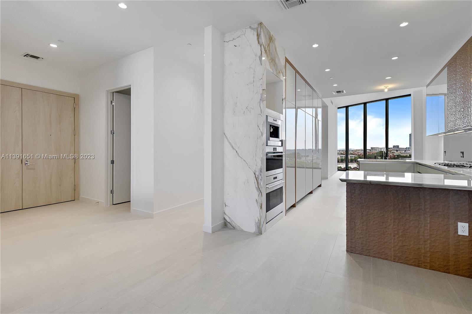 ONE PARK GROVE - Residential