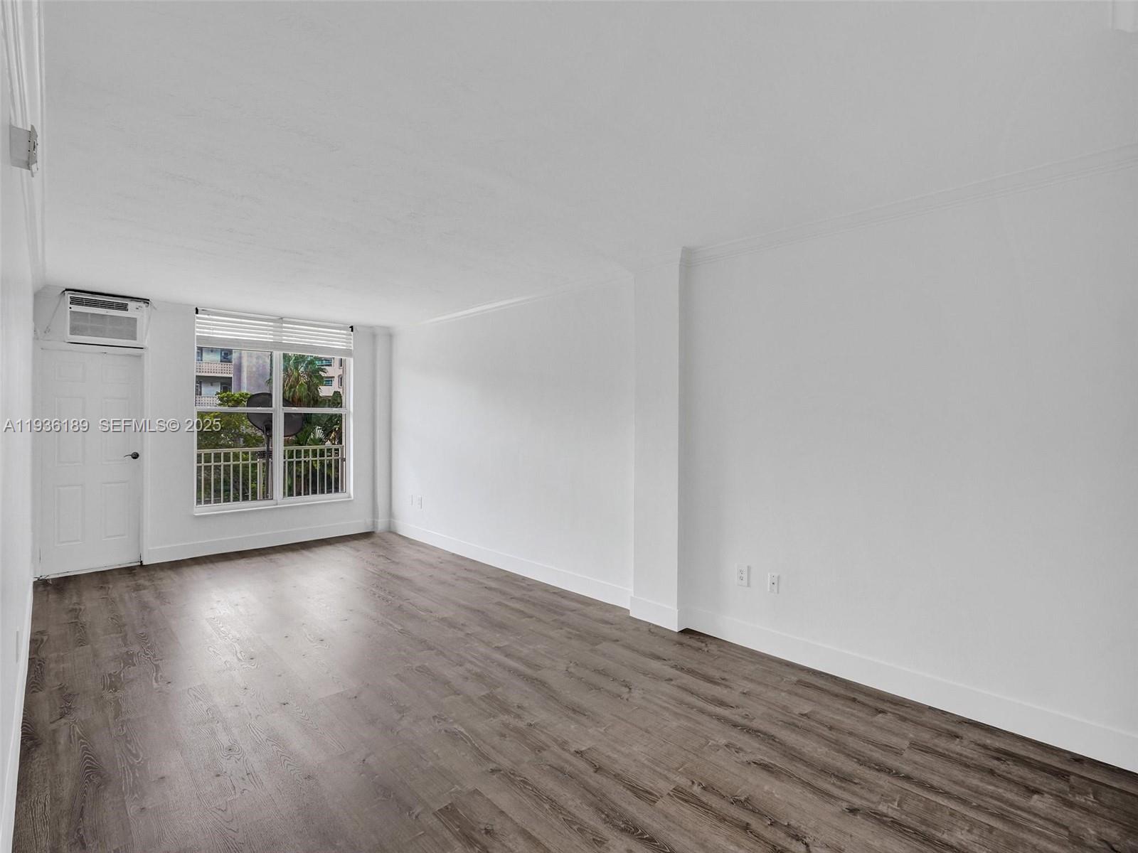 LINCOLN TOWERS CONDO - Residential Lease