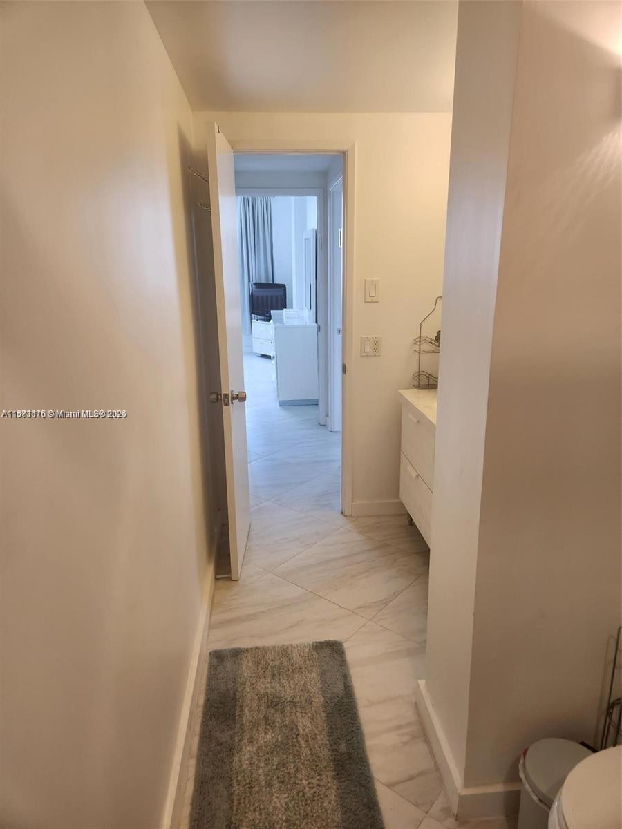 HILLCREST EAST NO 23 COND - Residential