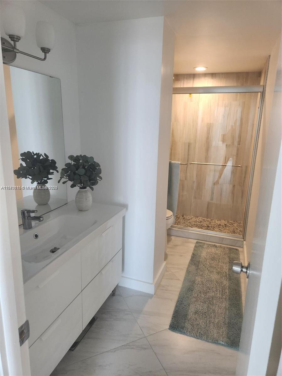 HILLCREST EAST NO 23 COND - Residential