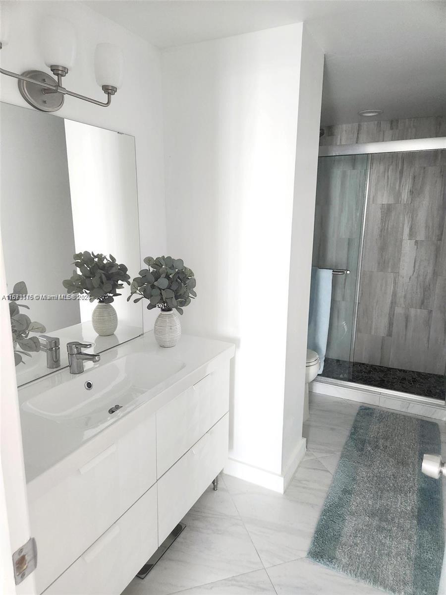 HILLCREST EAST NO 23 COND - Residential