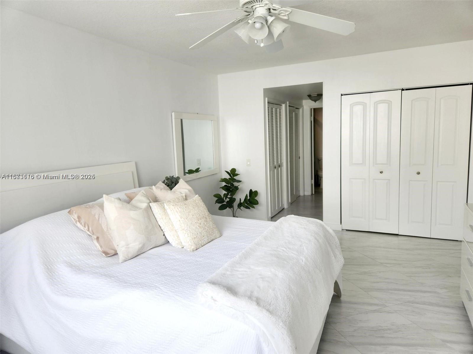 HILLCREST EAST NO 23 COND - Residential