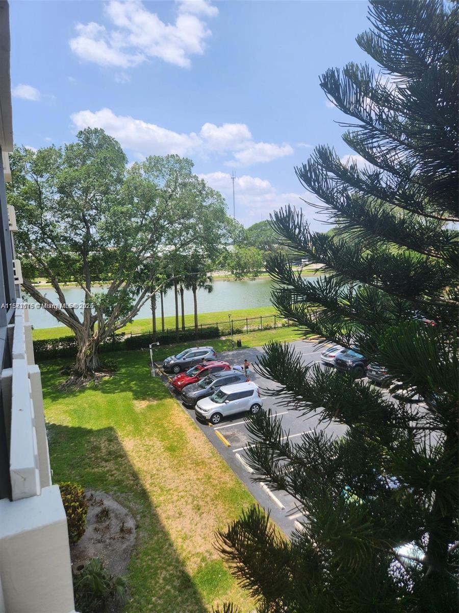 HILLCREST EAST NO 23 COND - Residential