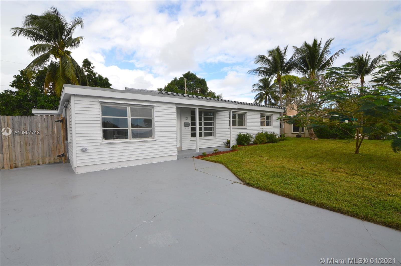 LYONS PARK - Residential