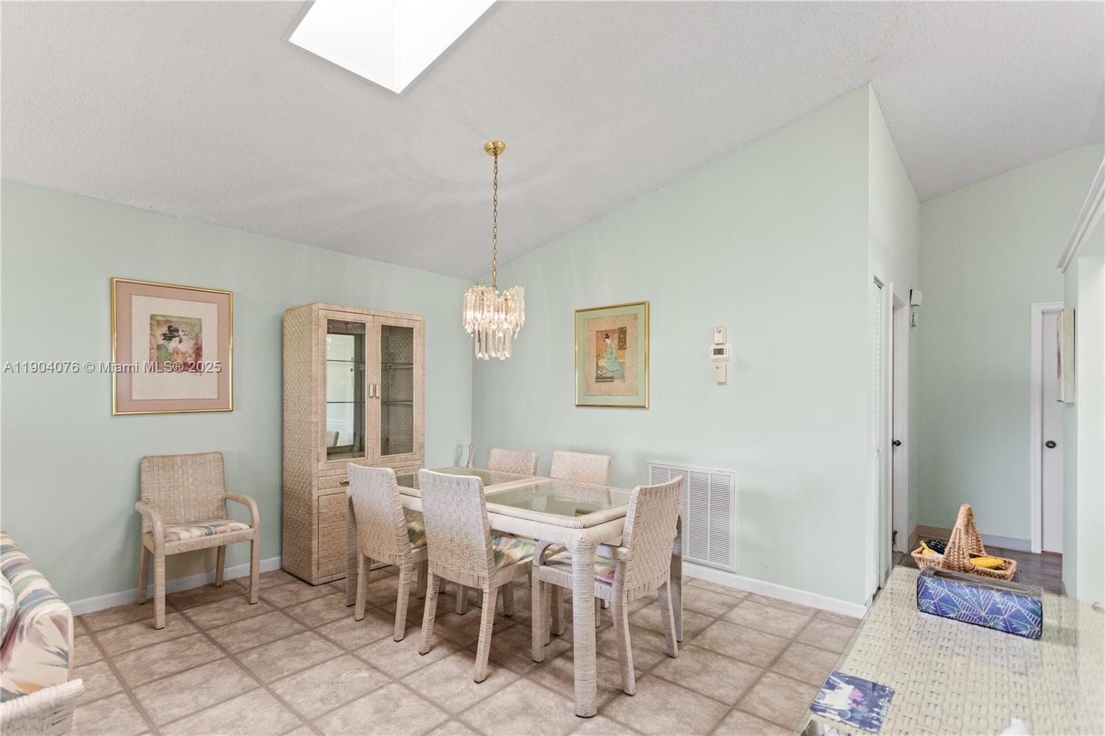 SHADYWOODS PH ONE - Residential