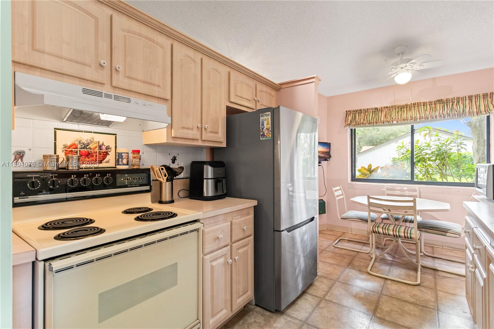 SHADYWOODS PH ONE - Residential