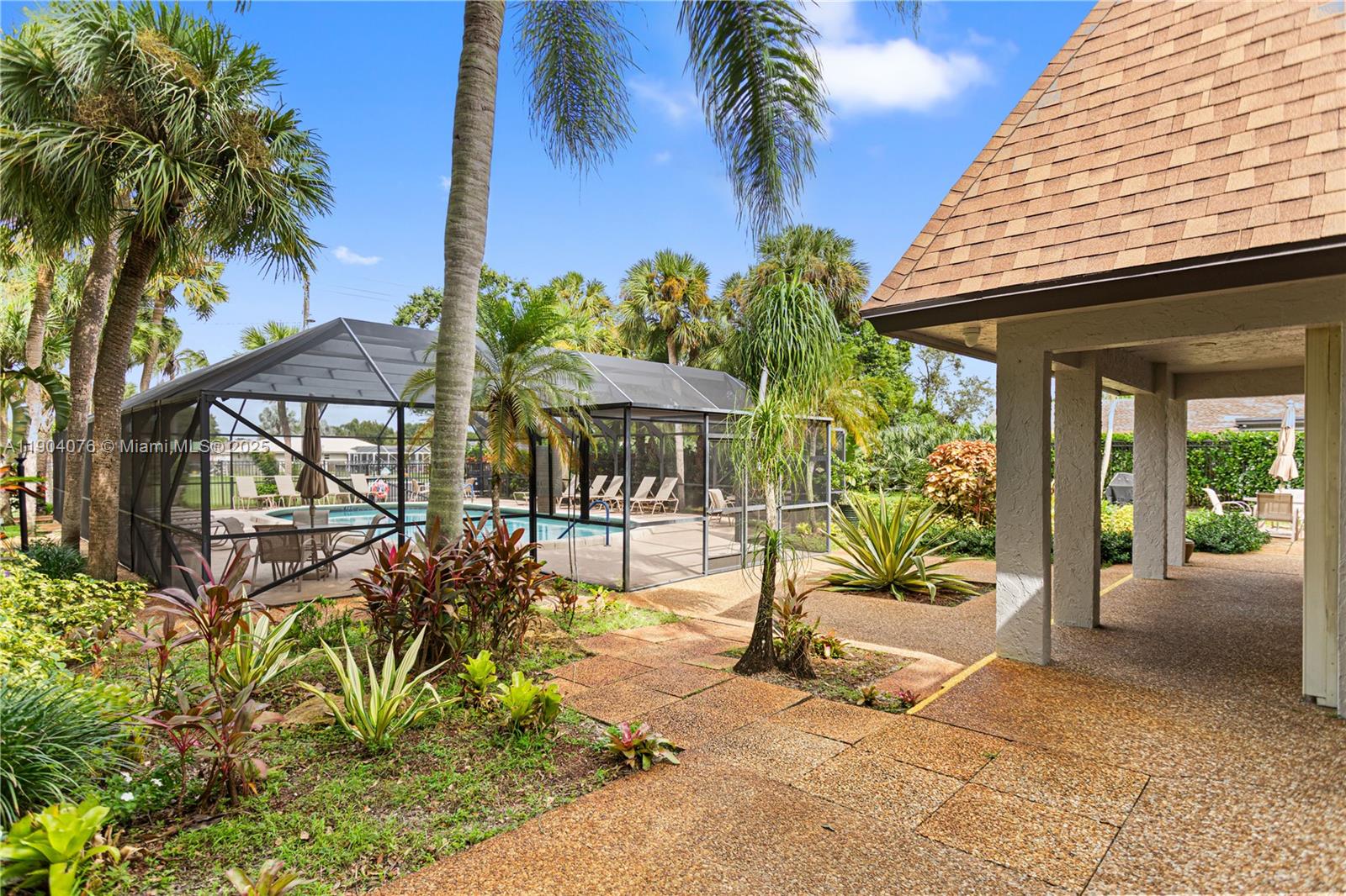 SHADYWOODS PH ONE - Residential