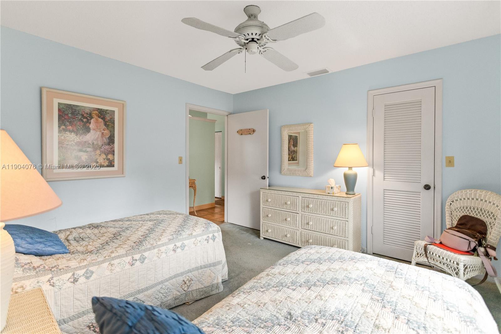 SHADYWOODS PH ONE - Residential