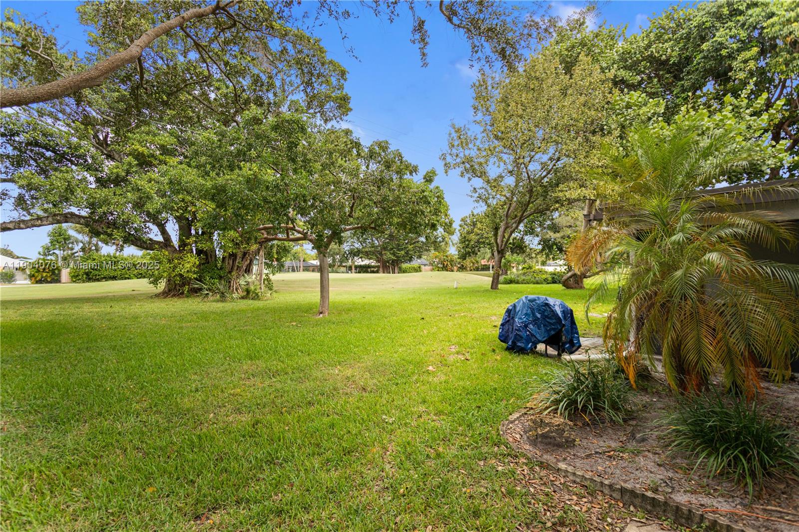 SHADYWOODS PH ONE - Residential