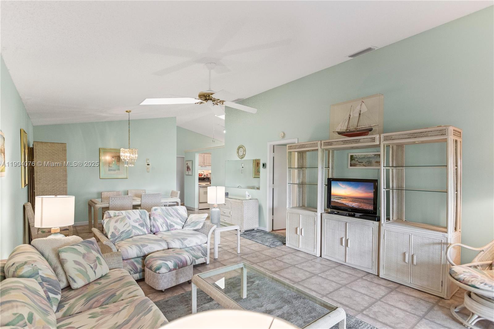 SHADYWOODS PH ONE - Residential