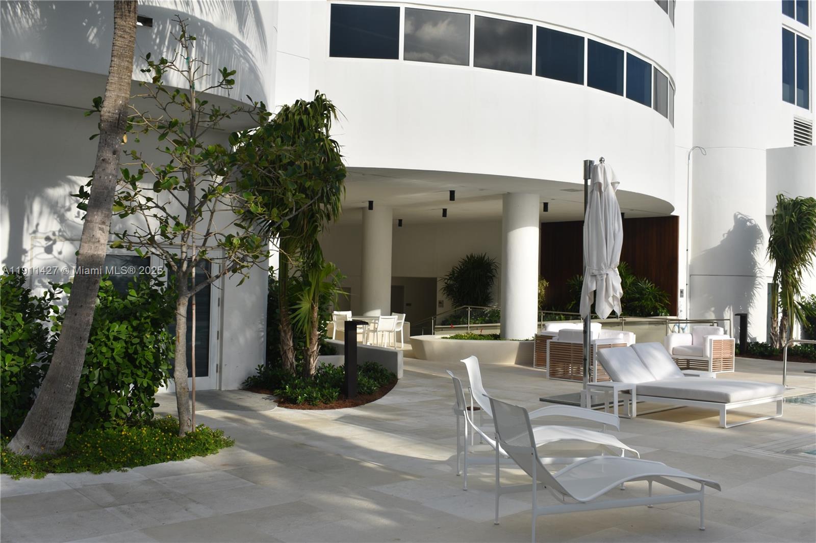 AKOYA CONDO - Residential Lease