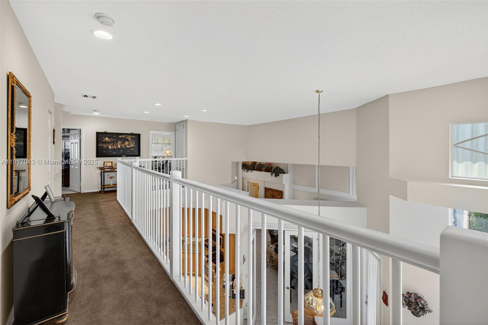 ROLLING HILLS GOLF & TENN - Residential