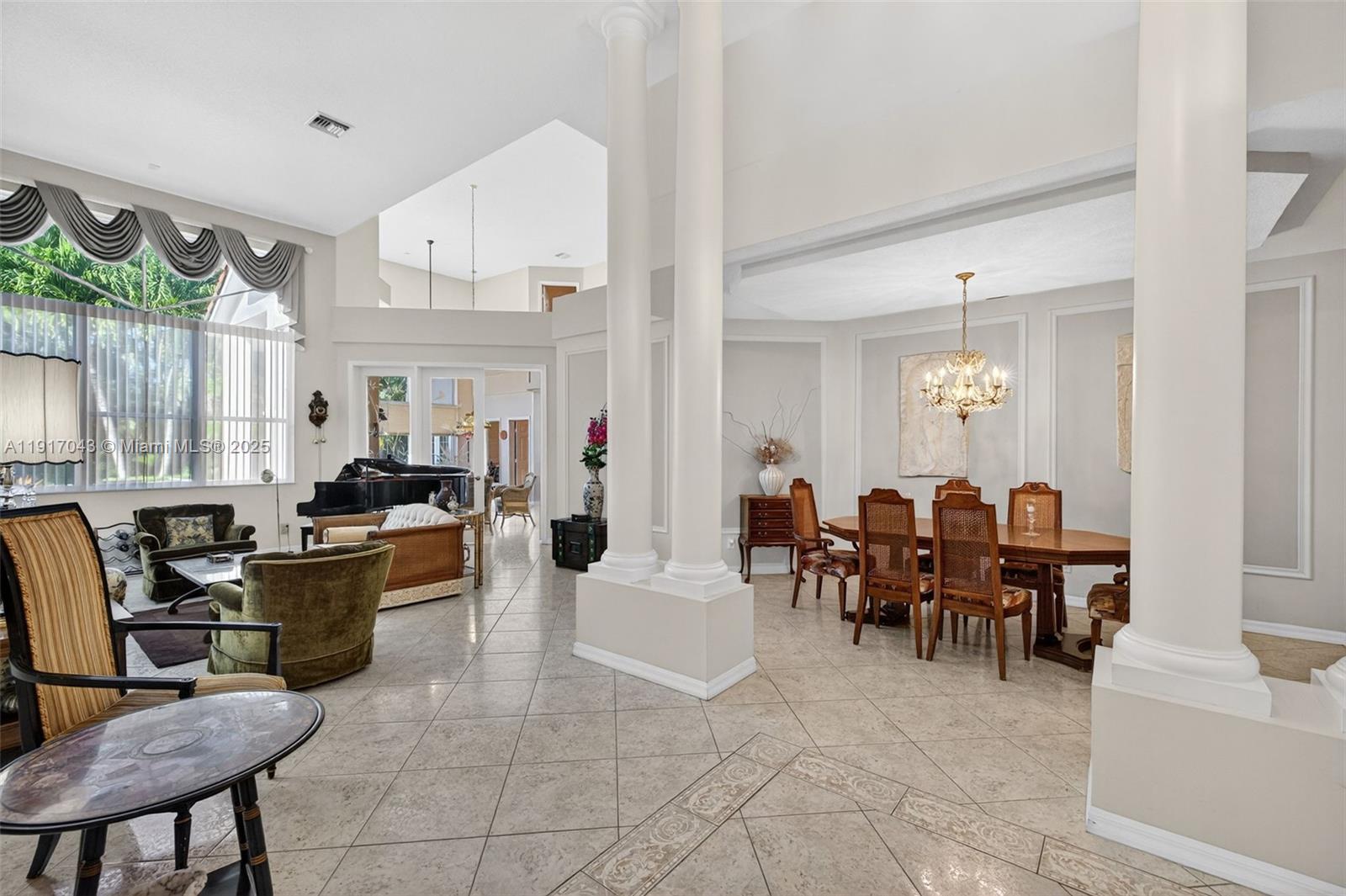 4123 W Lake Estates Dr