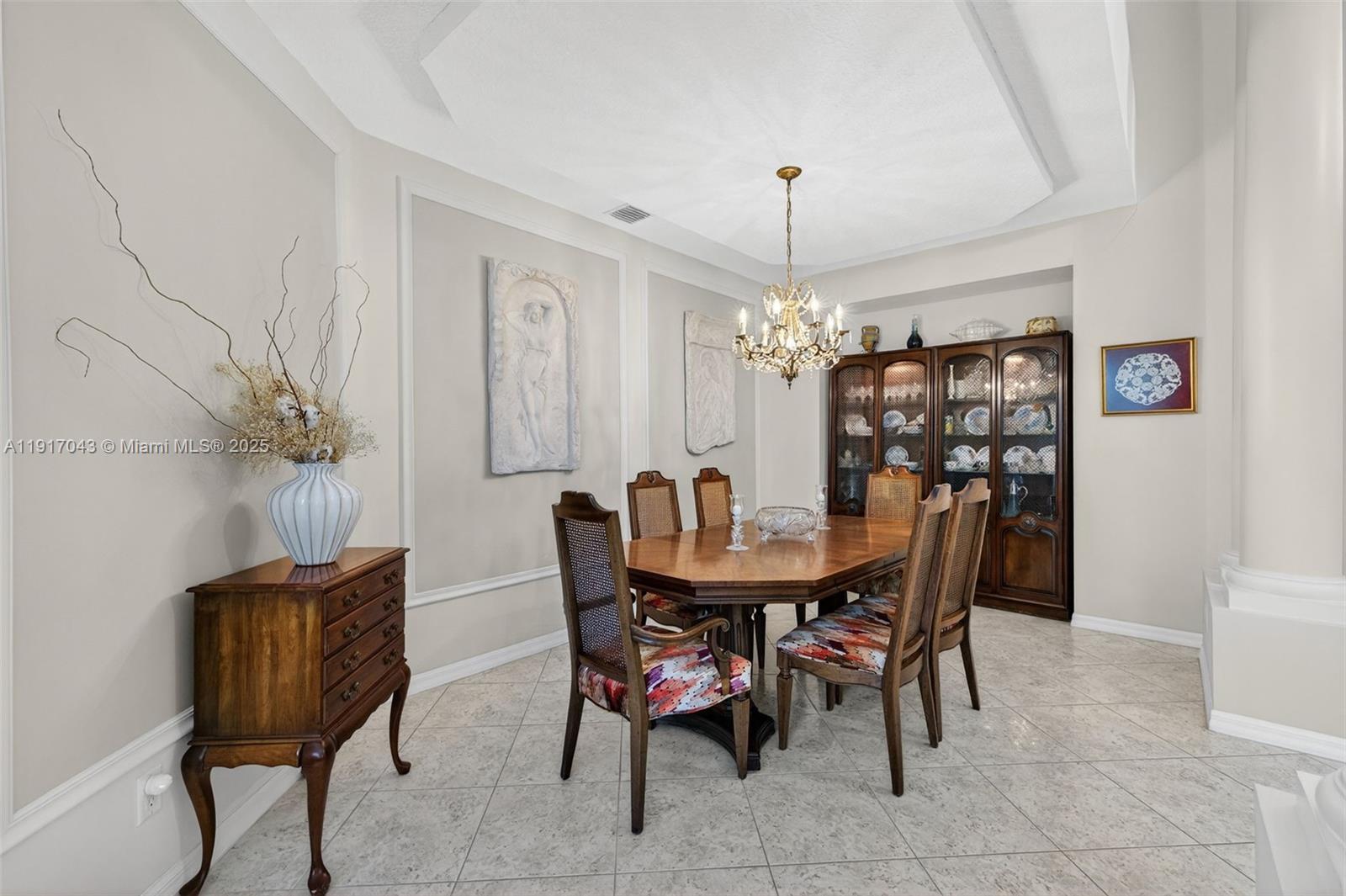 ROLLING HILLS GOLF & TENN - Residential