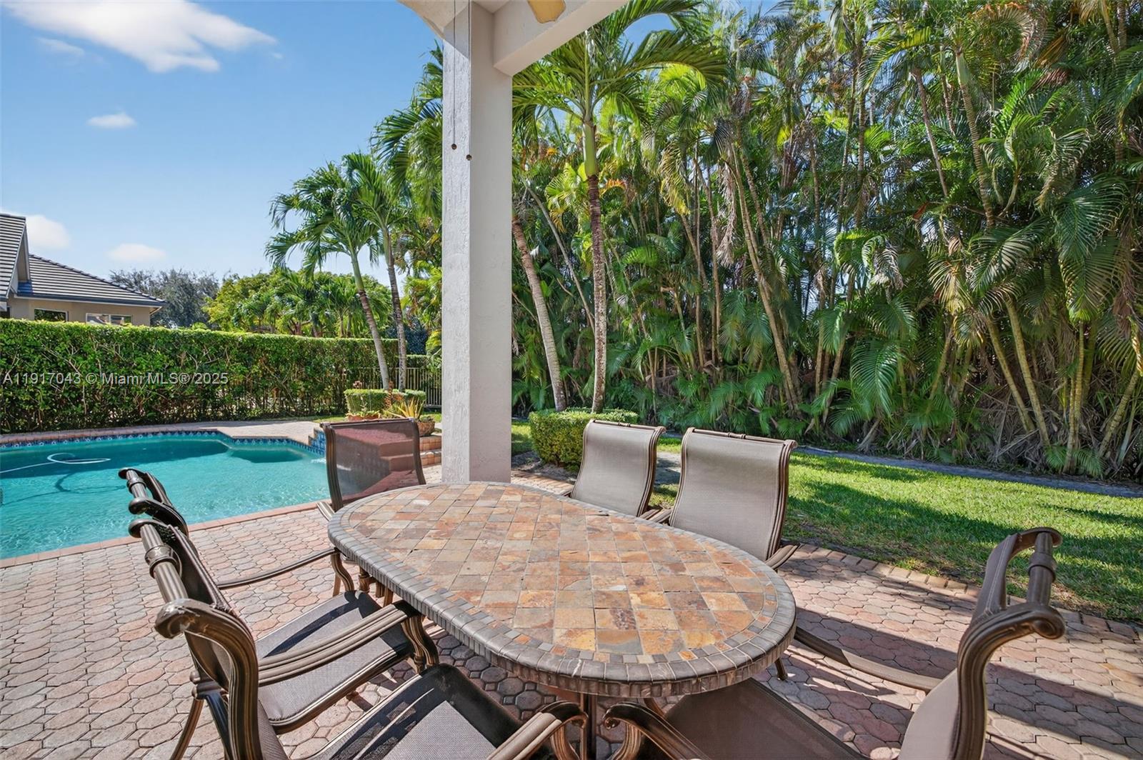 ROLLING HILLS GOLF & TENN - Residential