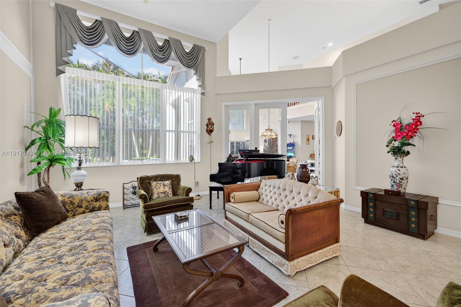 ROLLING HILLS GOLF & TENN - Residential