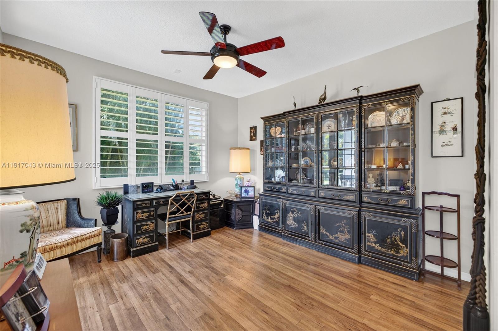 ROLLING HILLS GOLF & TENN - Residential