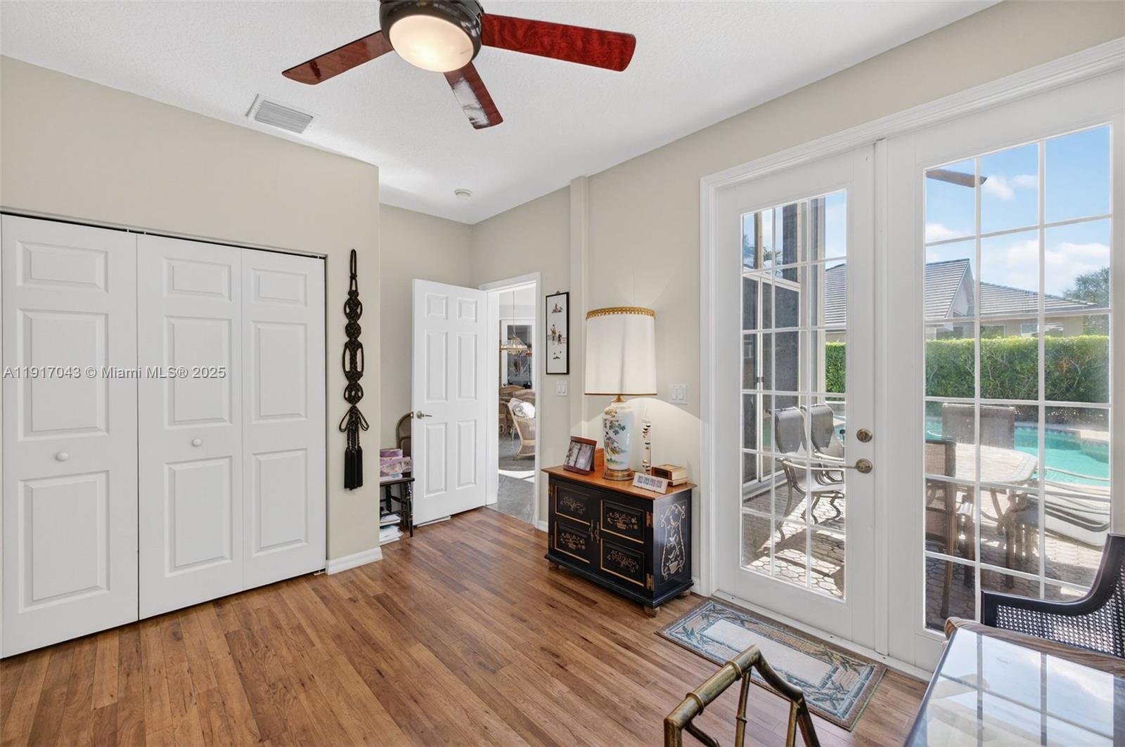 ROLLING HILLS GOLF & TENN - Residential