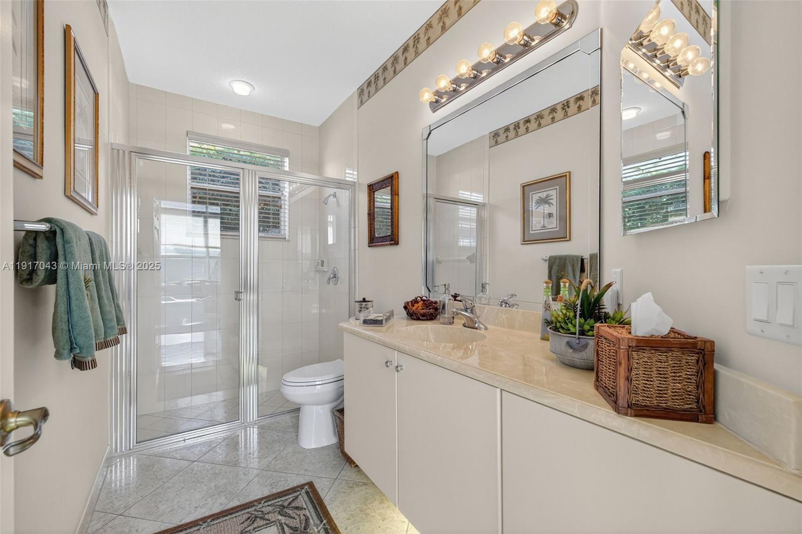 ROLLING HILLS GOLF & TENN - Residential