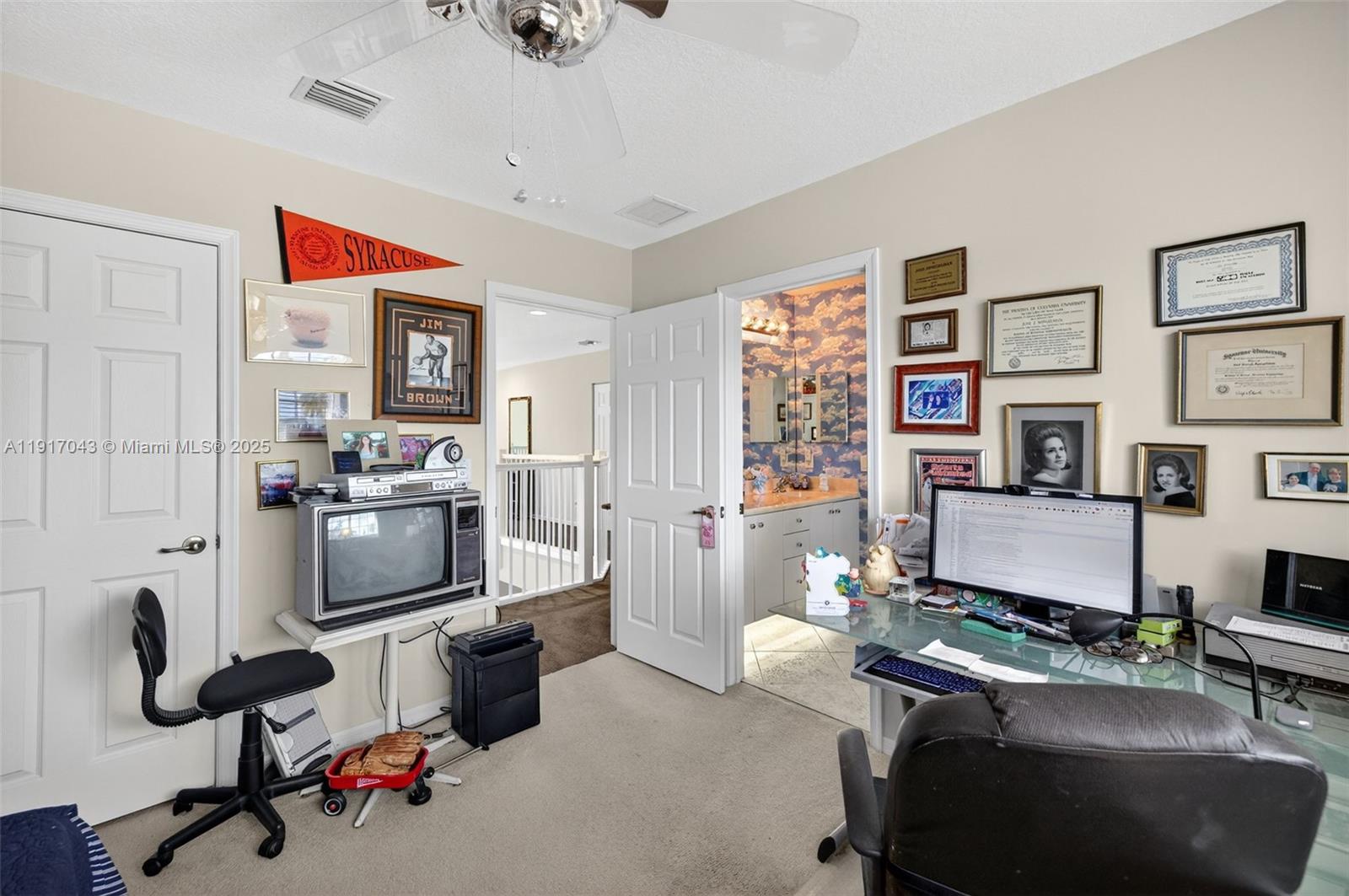 ROLLING HILLS GOLF & TENN - Residential