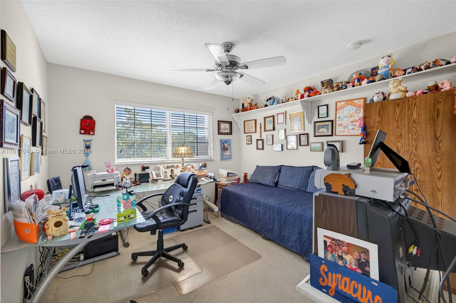 ROLLING HILLS GOLF & TENN - Residential