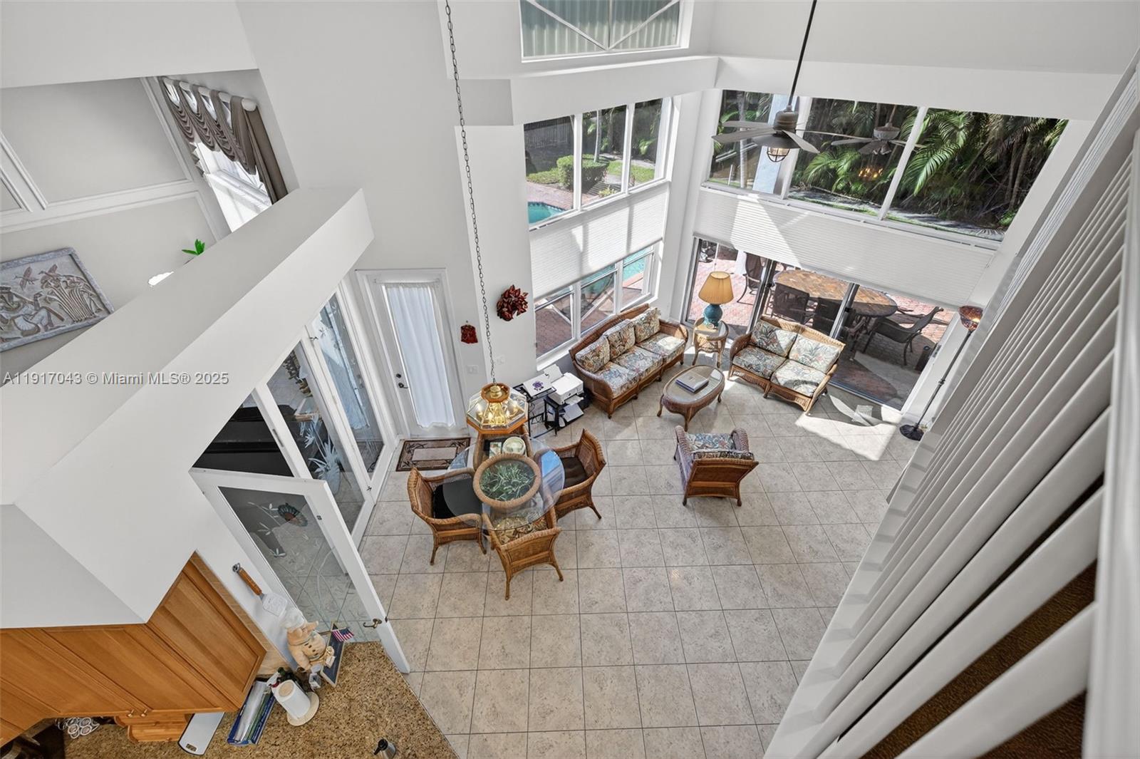 ROLLING HILLS GOLF & TENN - Residential