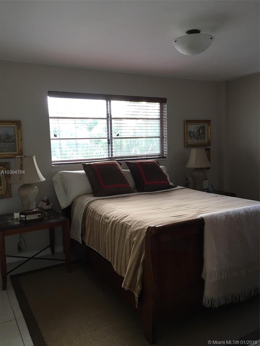 GABLES WAY CONDO - Residential Lease