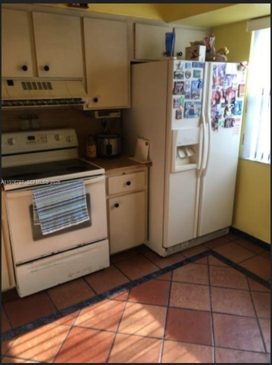 Indian Summer Village Con - Residential Lease