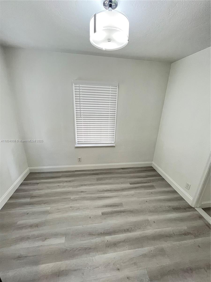500 SW 10th St 2