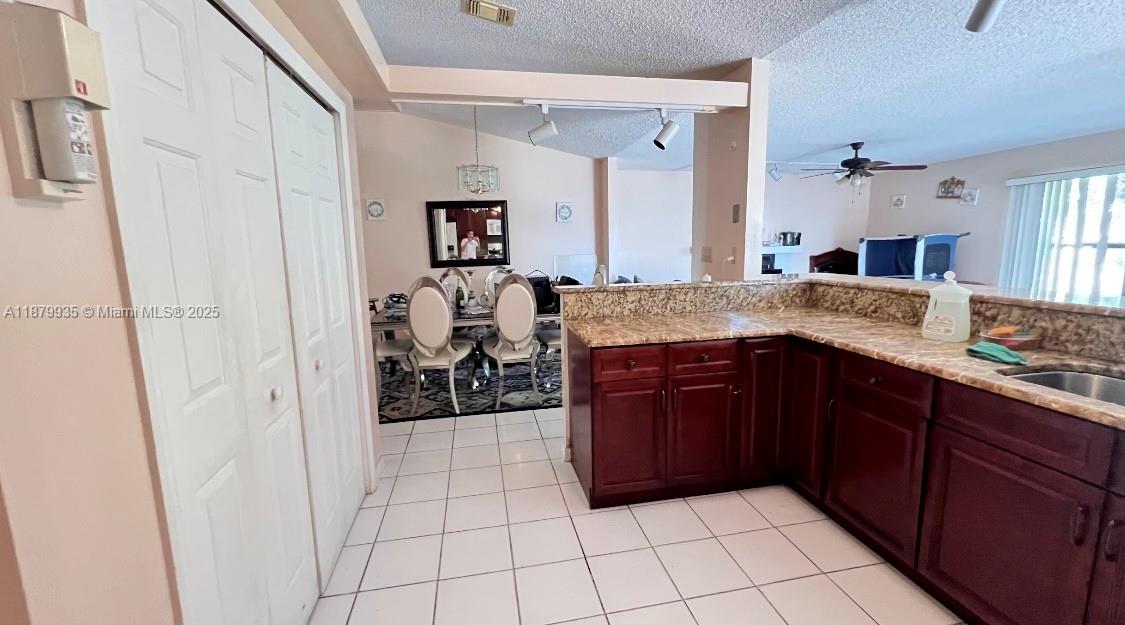 PORT ST LUCIE SECTION 10 - Residential