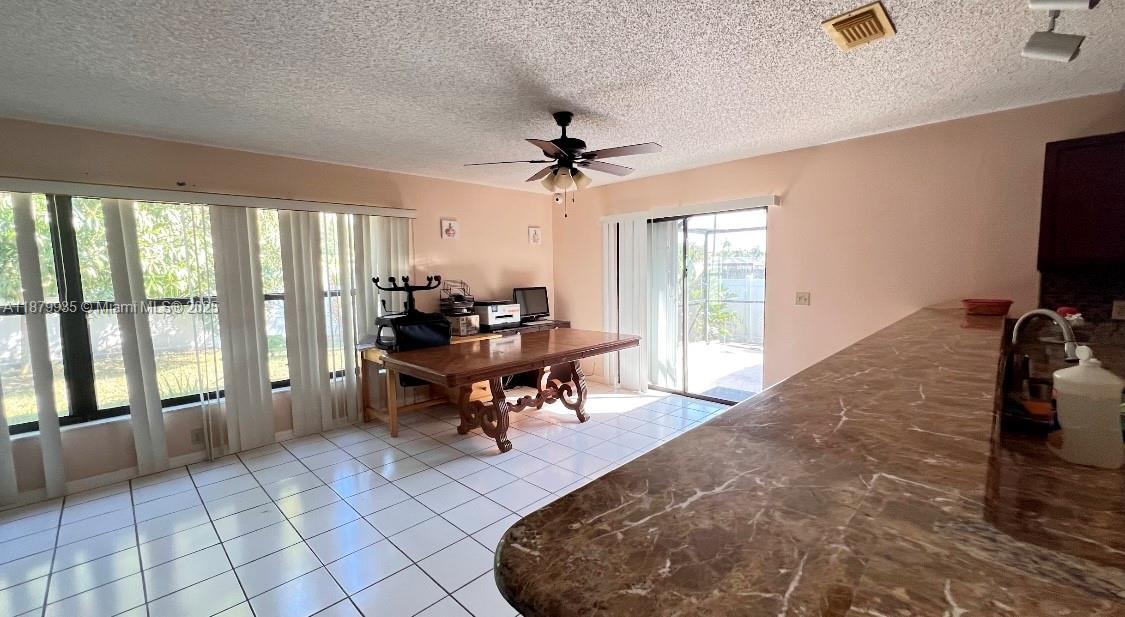 PORT ST LUCIE SECTION 10 - Residential