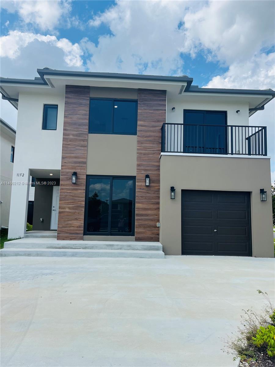 Brand new property .Impact windows ,Garage .Corner Unit across of the Community Park .
1 st month rent plus one month Security
Police report . Credit Report .No pets allowed