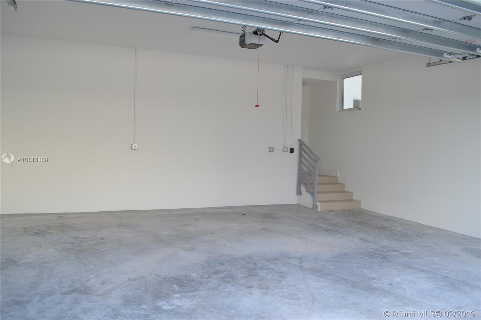 CONTEMPO TOWNHOMES - Residential Lease