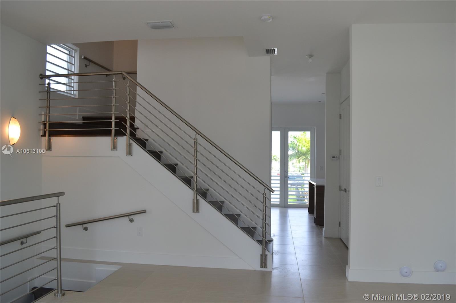 CONTEMPO TOWNHOMES - Residential Lease
