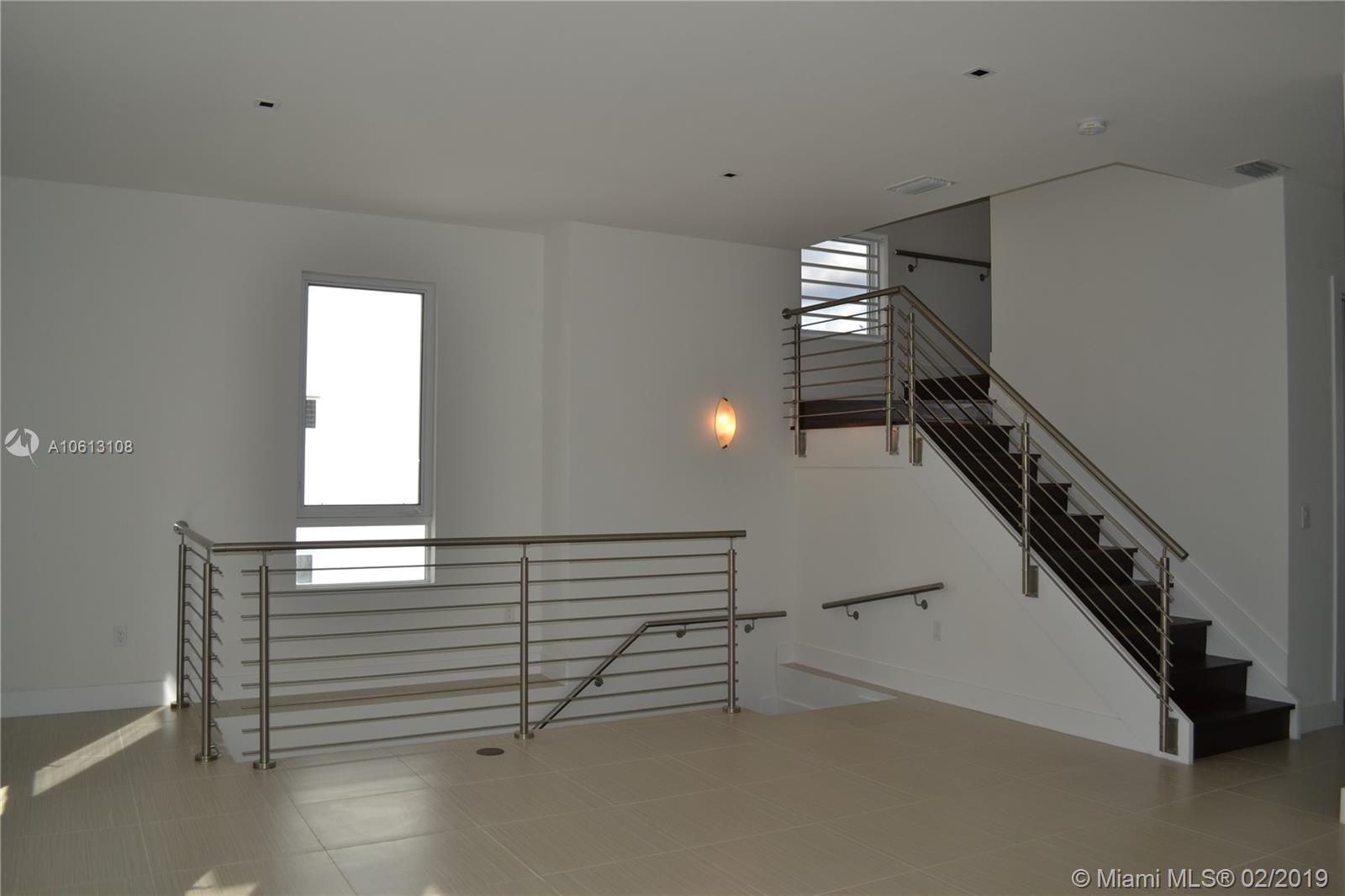 CONTEMPO TOWNHOMES - Residential Lease